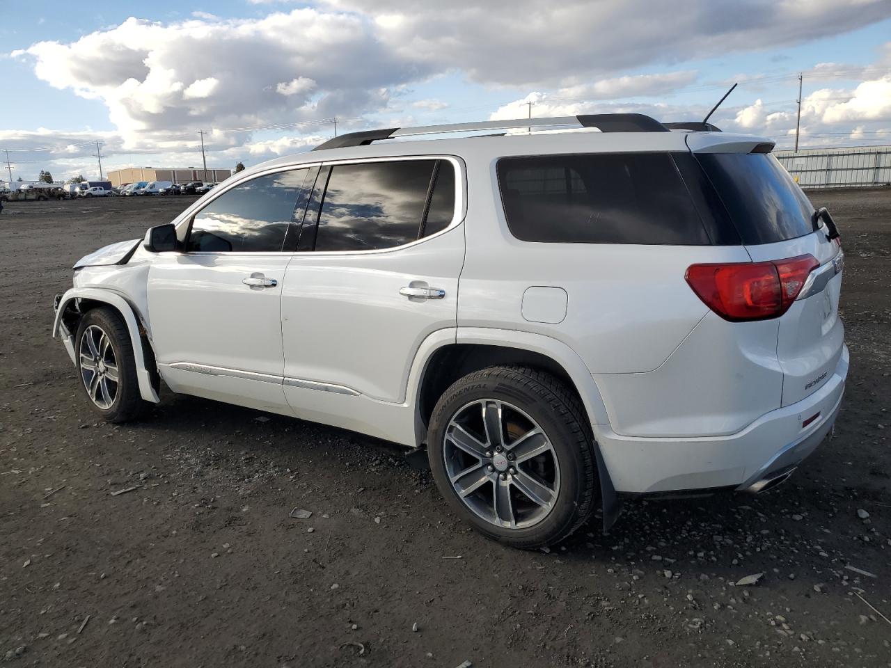2017 GMC Acadia - Image 2