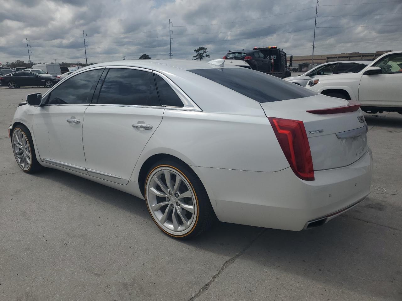 2016 Cadillac XTS - Image 2