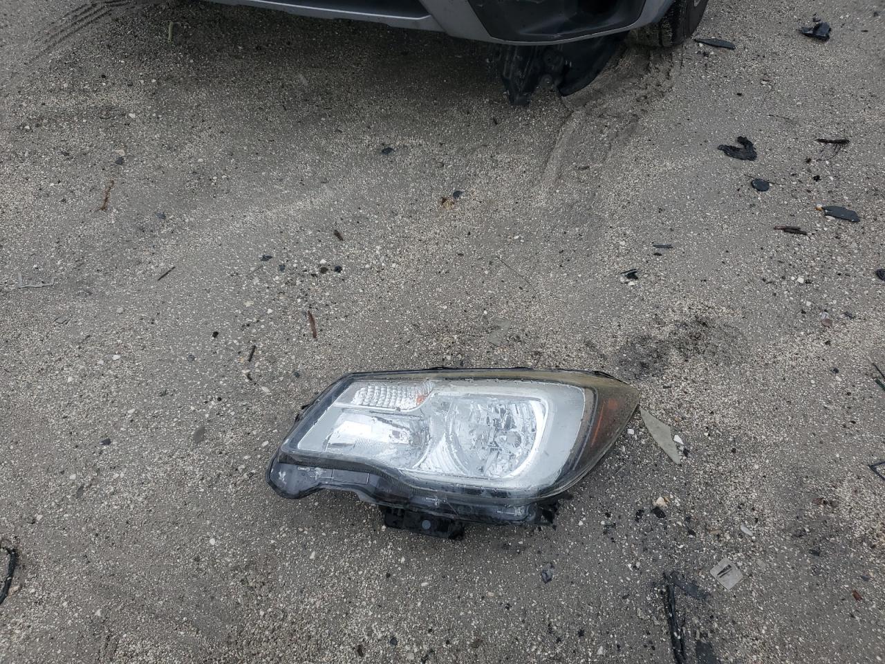 2017 Subaru Forester - Image 13
