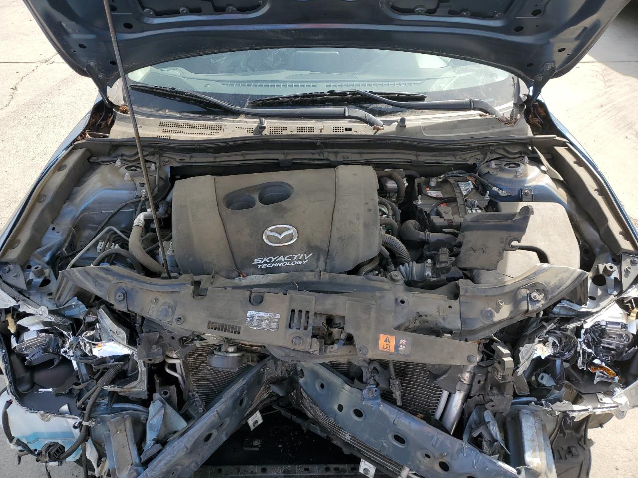 3MZBN1U71JM241102 MAZDA 3 2018