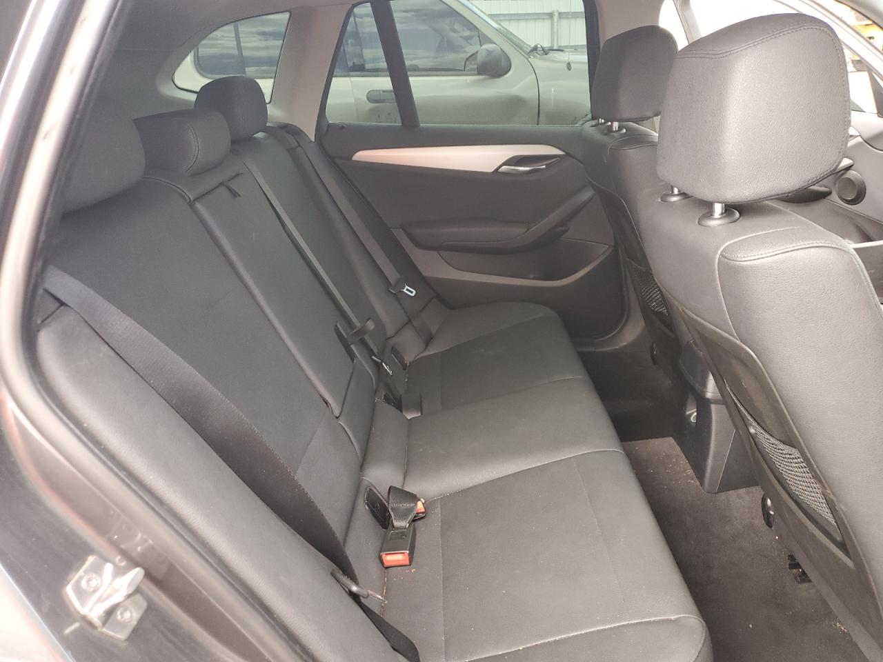2015 BMW X1 - Image 11