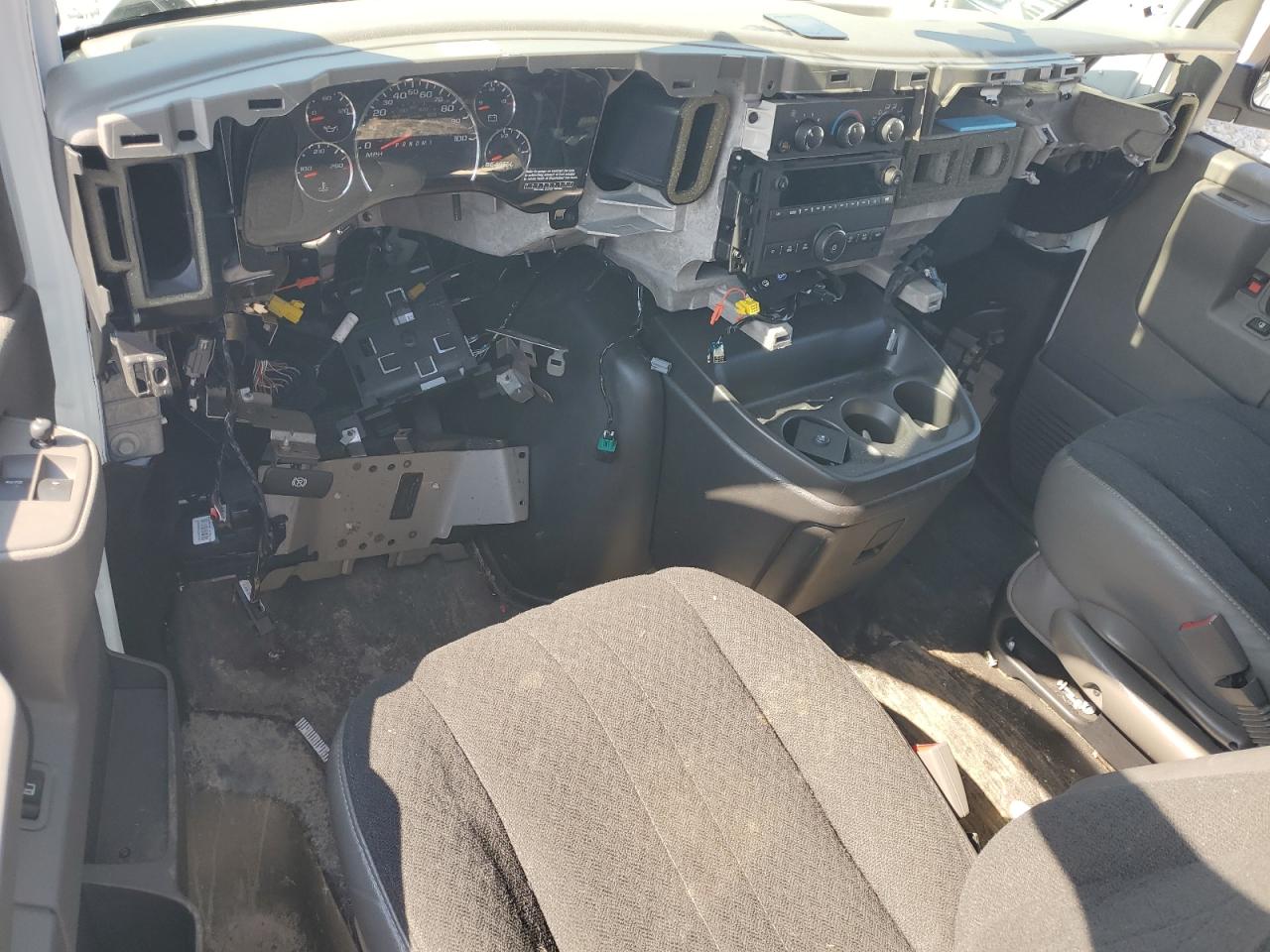 1GCWGAFP3R1138316 CHEVROLET EXPRESS 2024