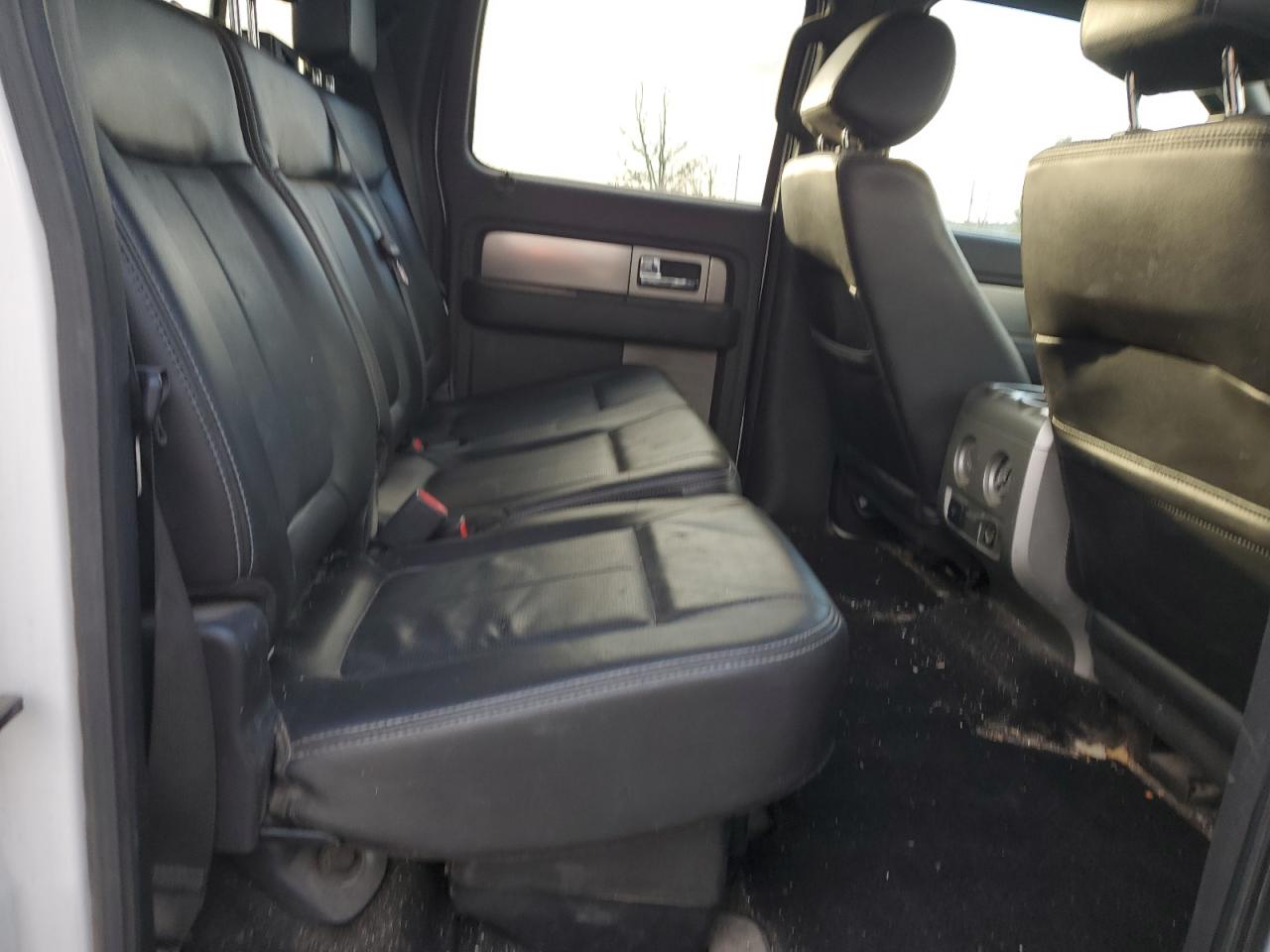2013 Ford F-150 - Image 10
