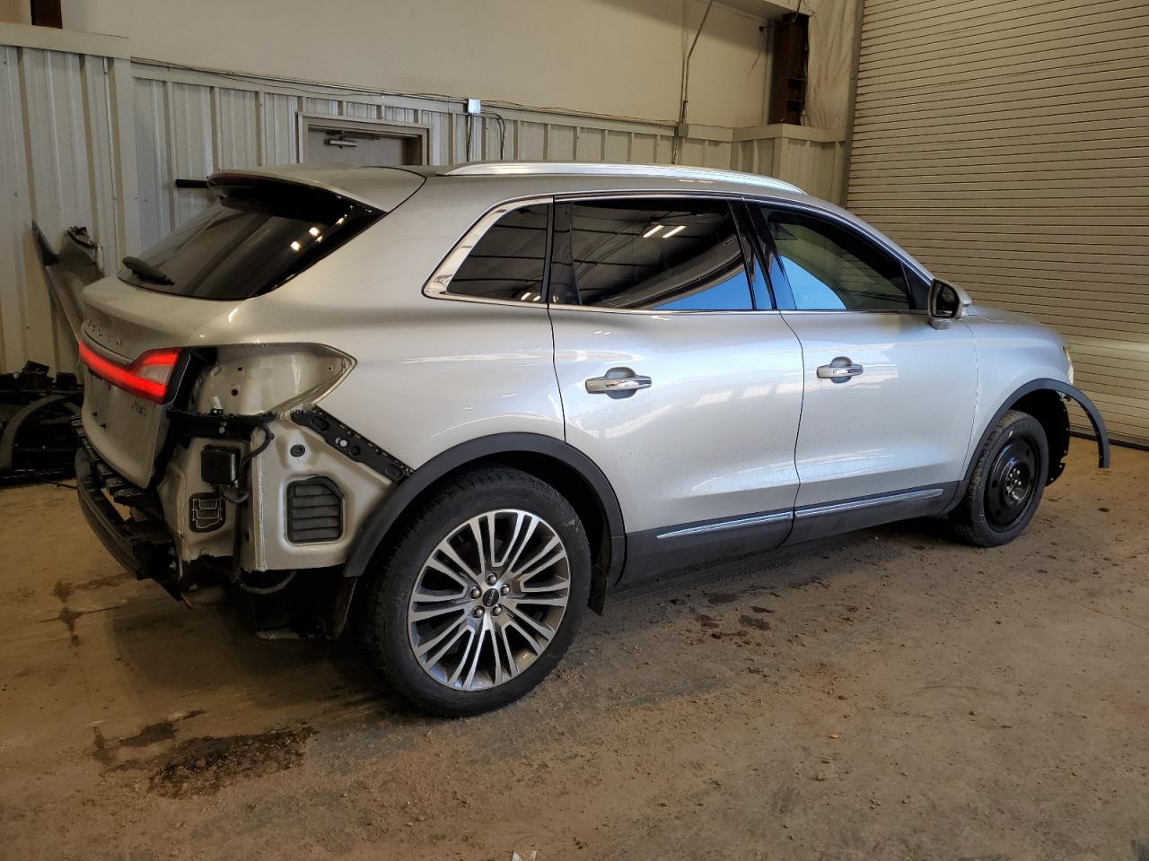 2016 Lincoln MKX - Image 3
