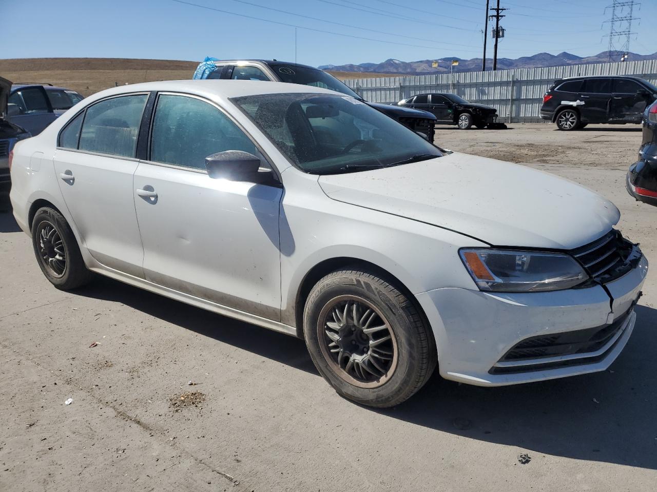 2016 Volkswagen Jetta - Image 4