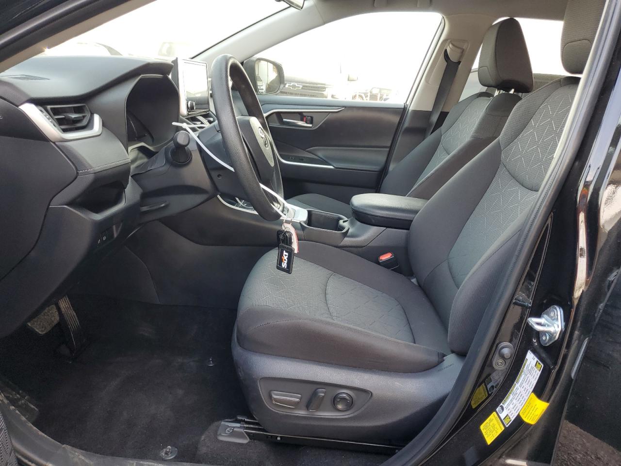 2T3W1RFV6RC283061 TOYOTA RAV4 2024