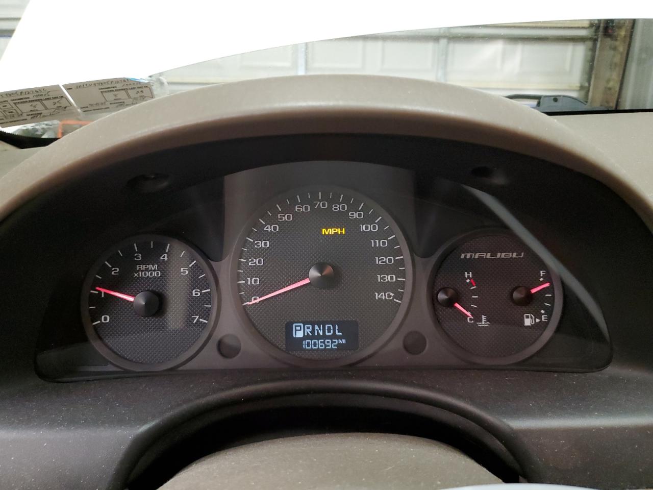 2005 Chevrolet Malibu - Image 9