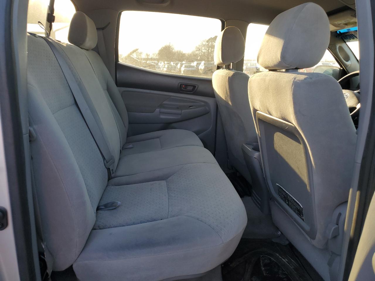 2006 Toyota Tacoma - Image 10