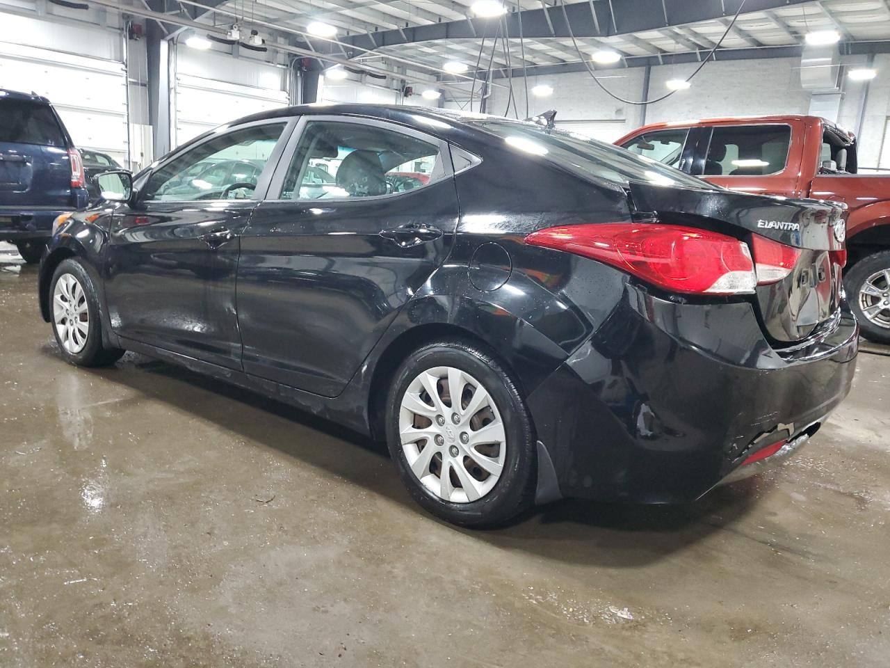2012 Hyundai Elantra - Image 2
