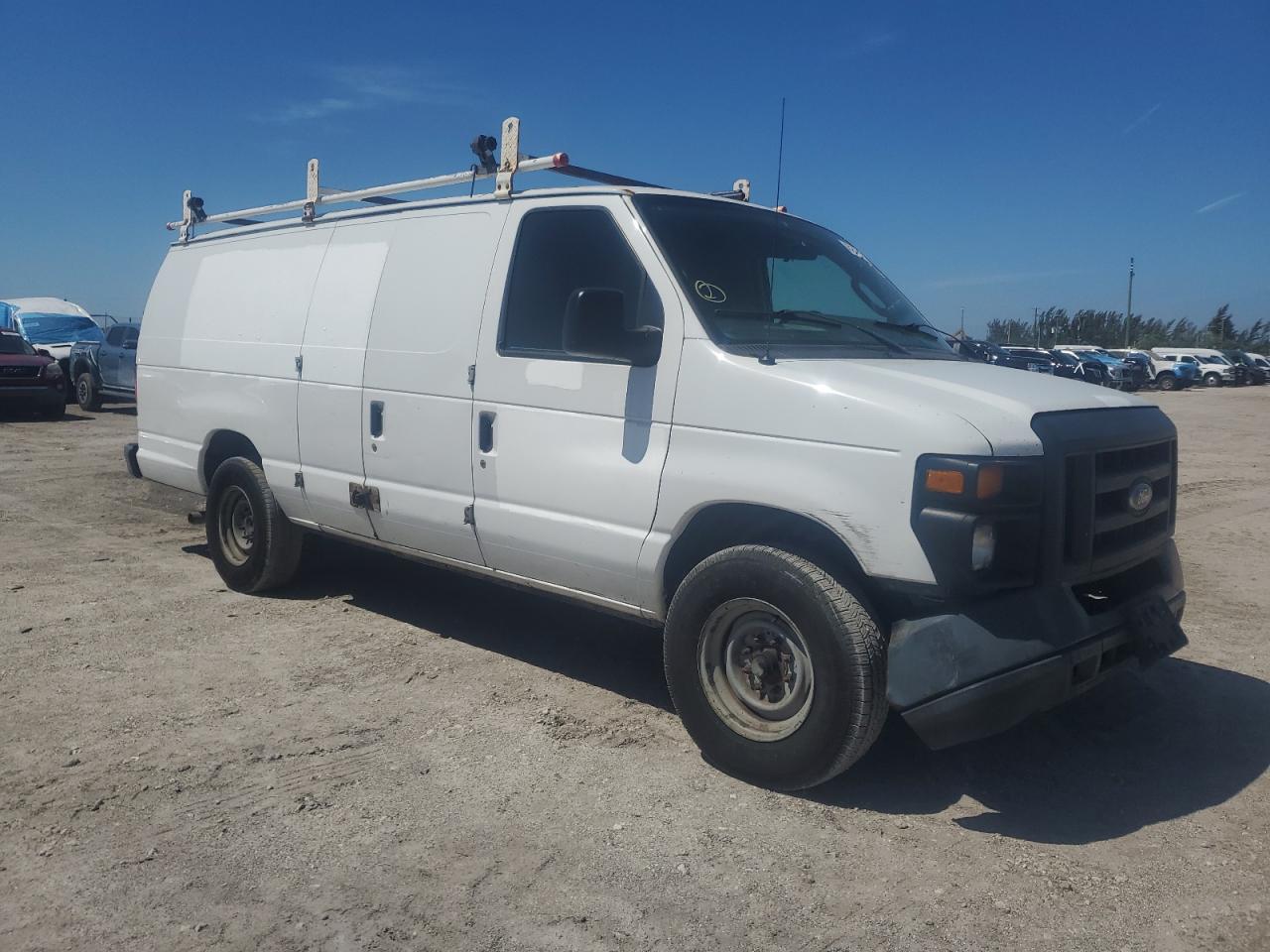 2013 Ford Econoline - Image 4