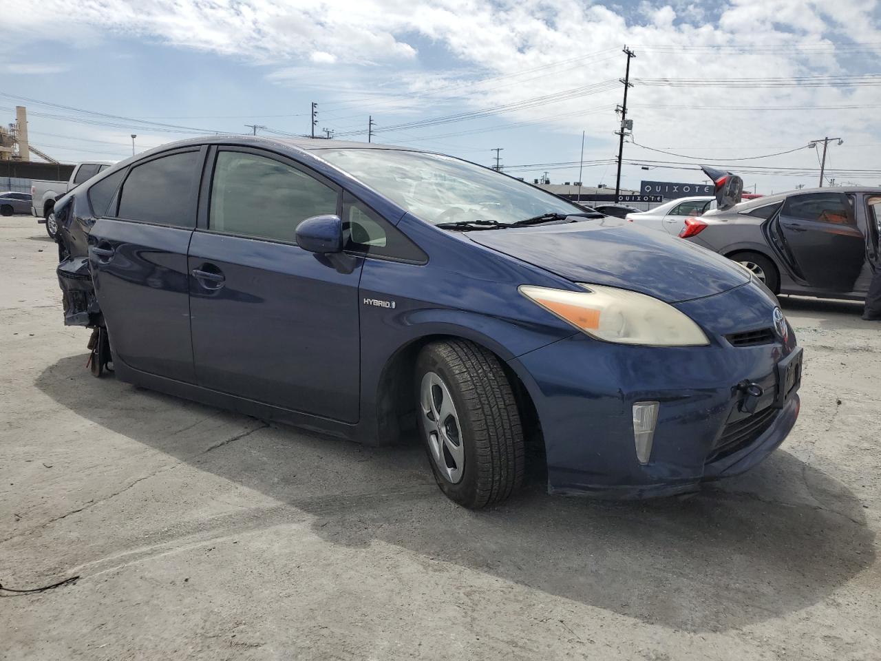 2013 Toyota Prius - Image 4