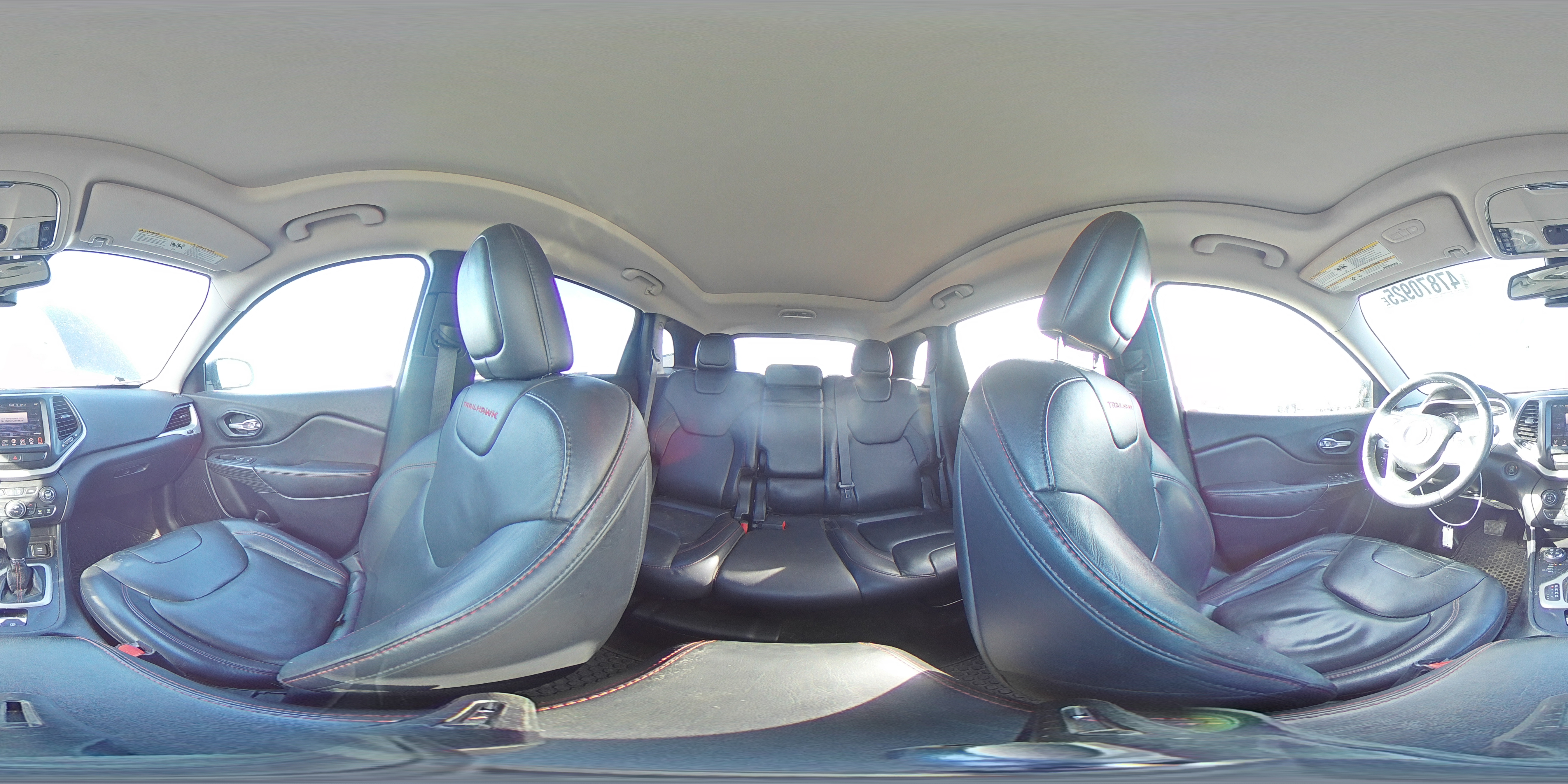 2016 Jeep Cherokee - Image 14