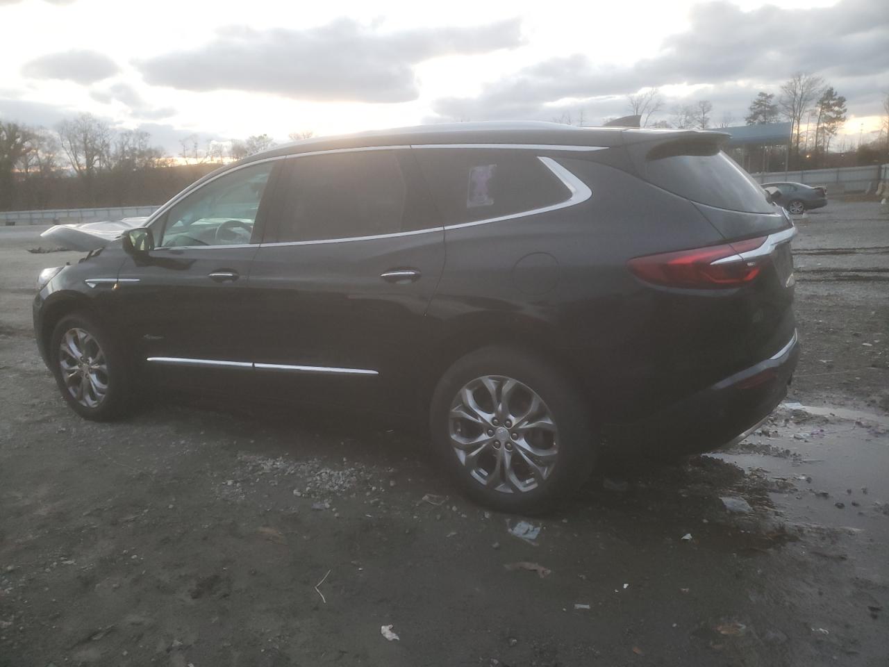 2019 Buick Enclave - Image 2