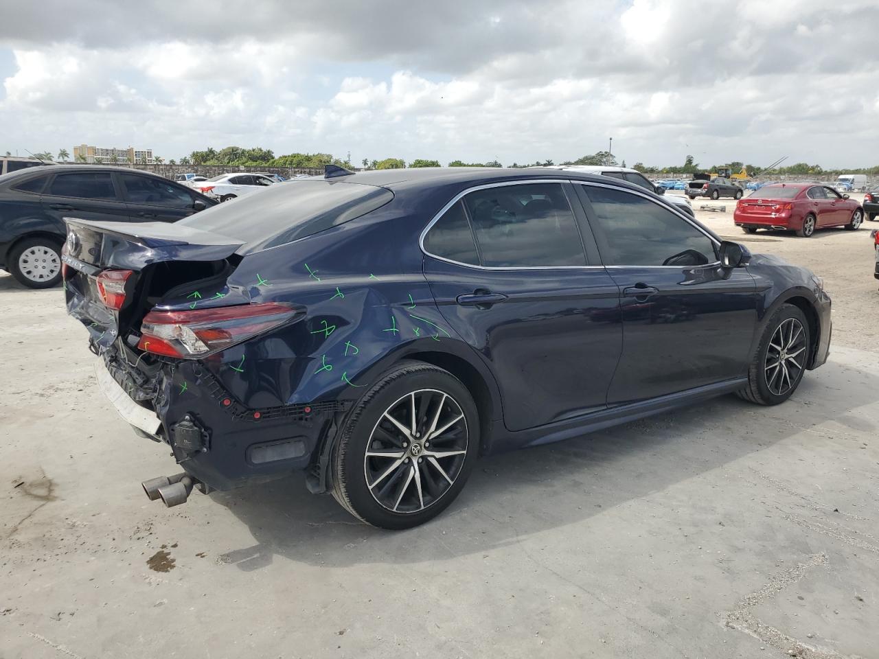 4T1T11AK1NU643789 TOYOTA CAMRY 2022