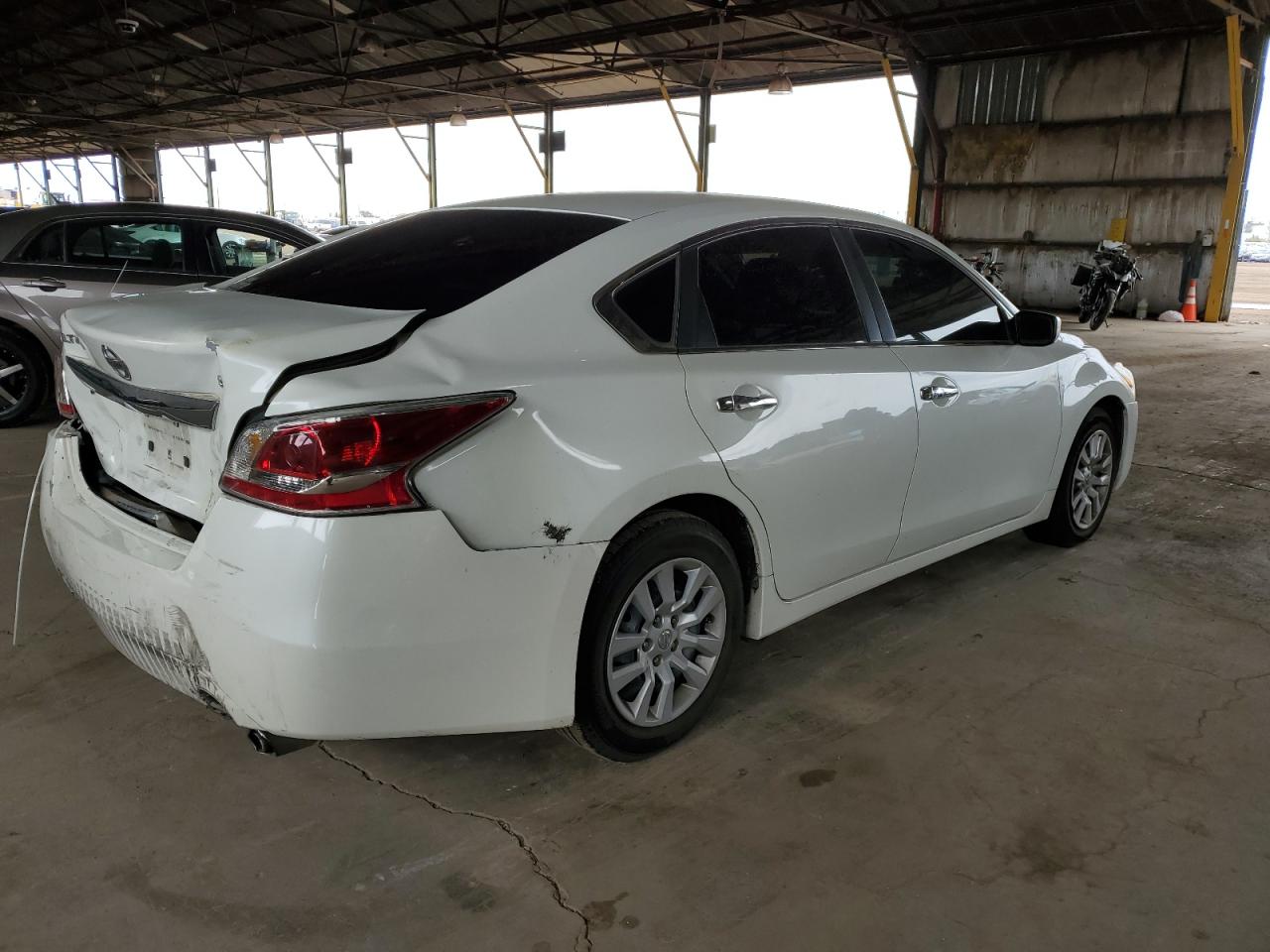 2014 Nissan Altima - Image 3