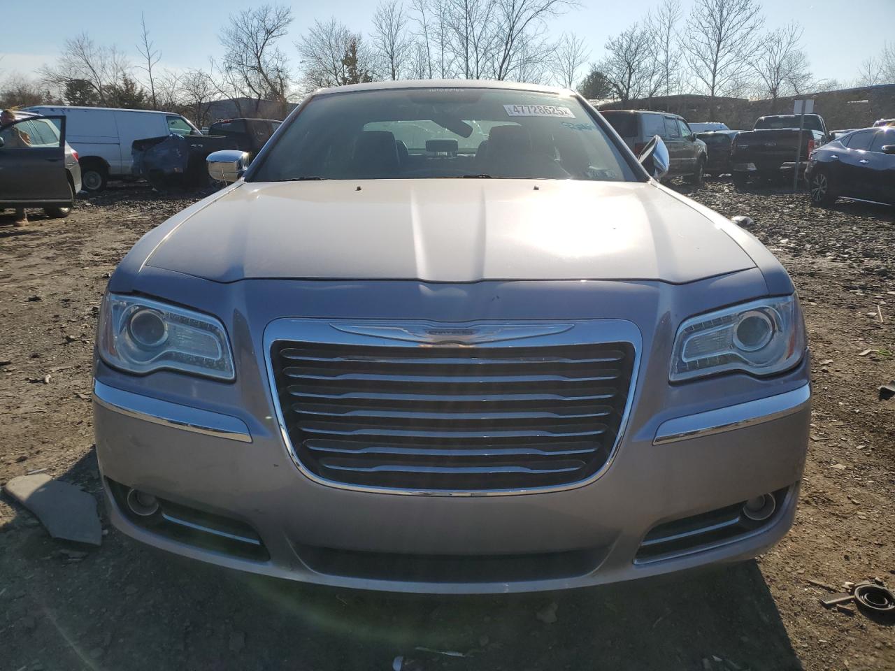 2014 Chrysler 300 - Image 5