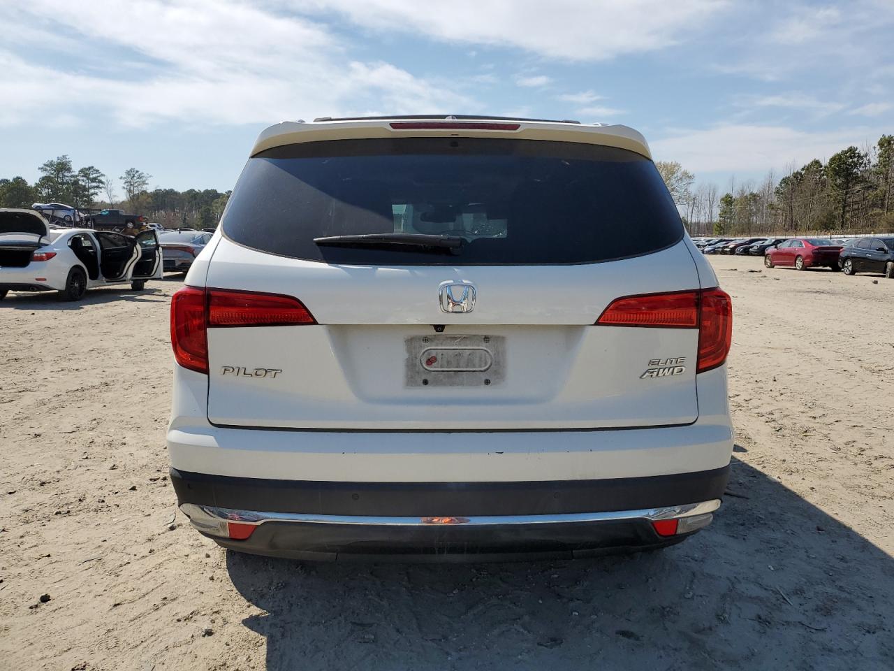 5FNYF6H08HB063420 HONDA PILOT 2017