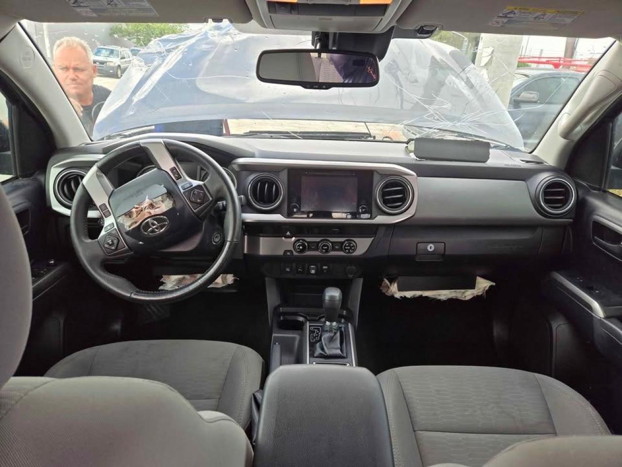 2018 Toyota Tacoma Double Cab VIN: 5TFAZ5CN2JX067111 Lot: 48014255