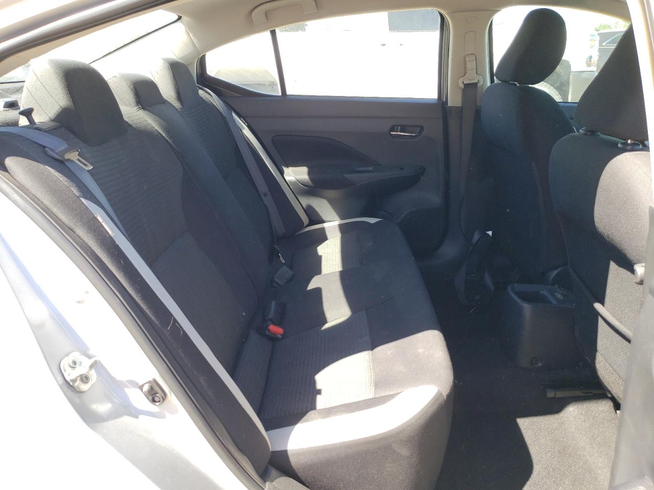 3N1CN8EV9ML841389 NISSAN VERSA 2021