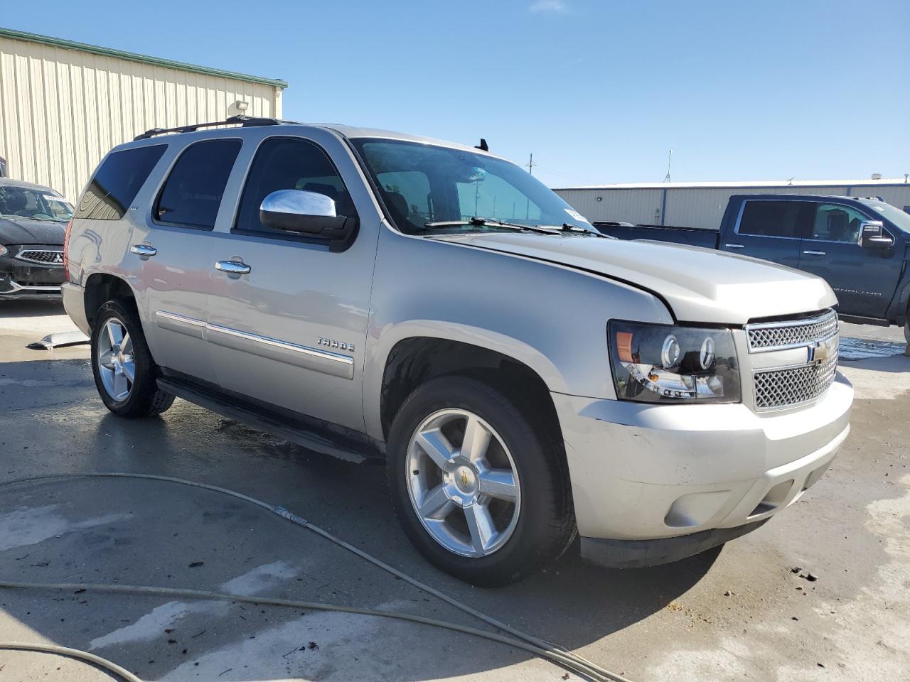 2009 Chevrolet Tahoe - Image 4