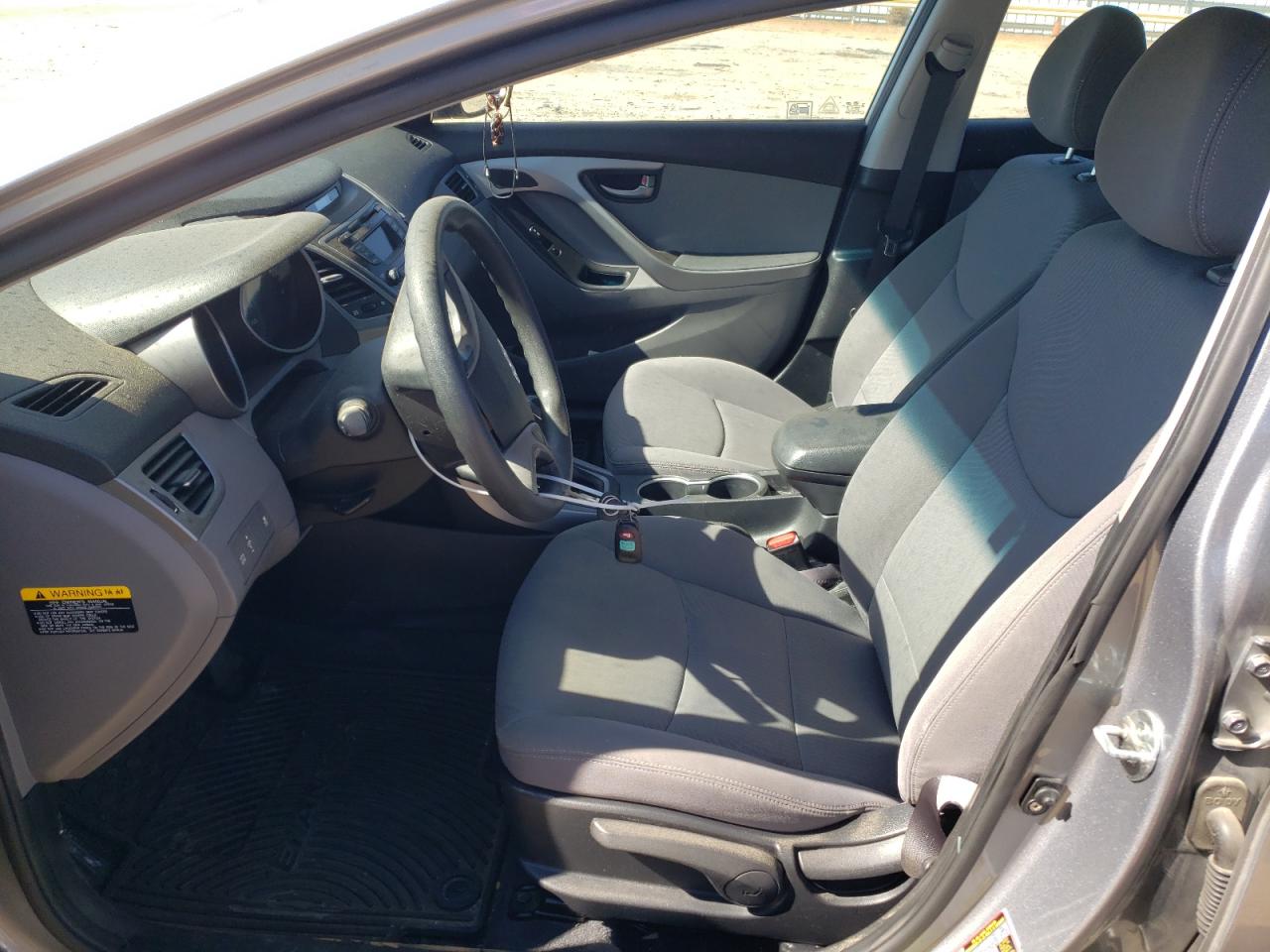 2015 Hyundai Elantra - Image 7