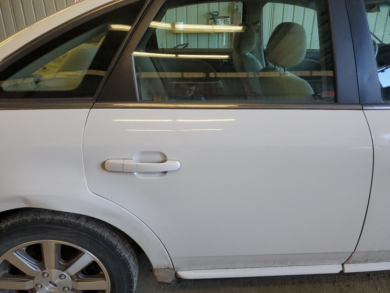 2008 Ford Taurus - Image 10