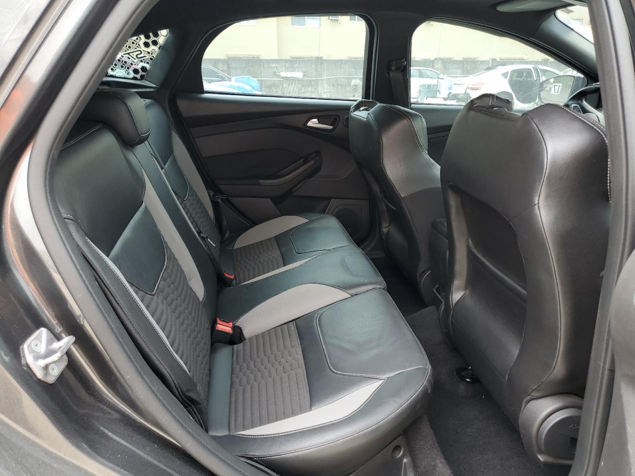 1FADP3L99JL232370 FORD FOCUS 2018