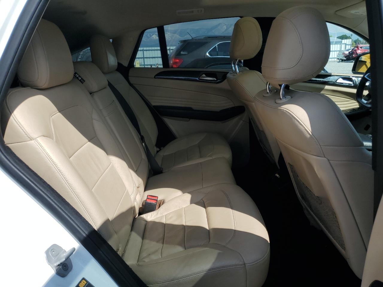2017 Mercedes-Benz GLE - Image 11