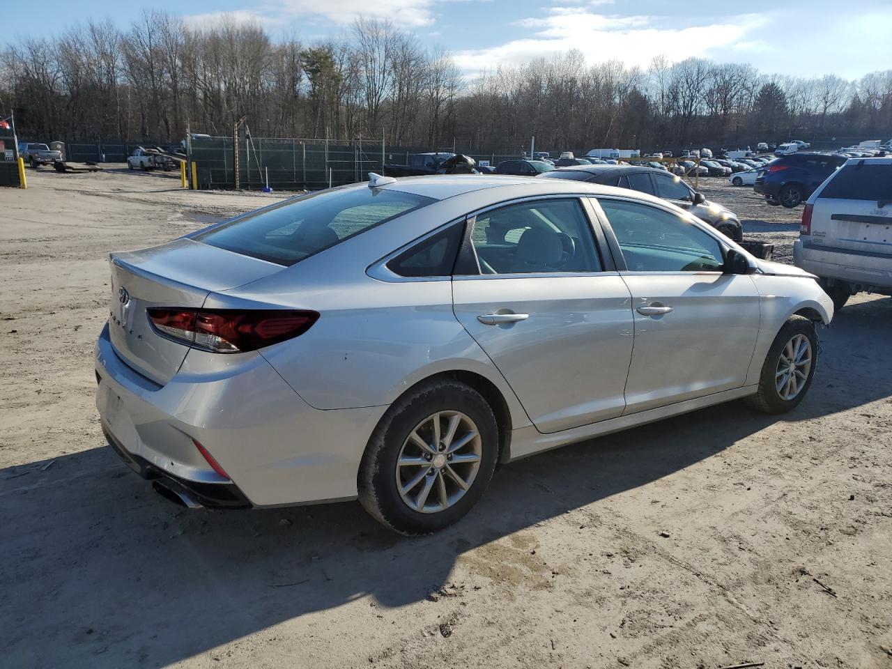 2019 Hyundai Sonata - Image 3