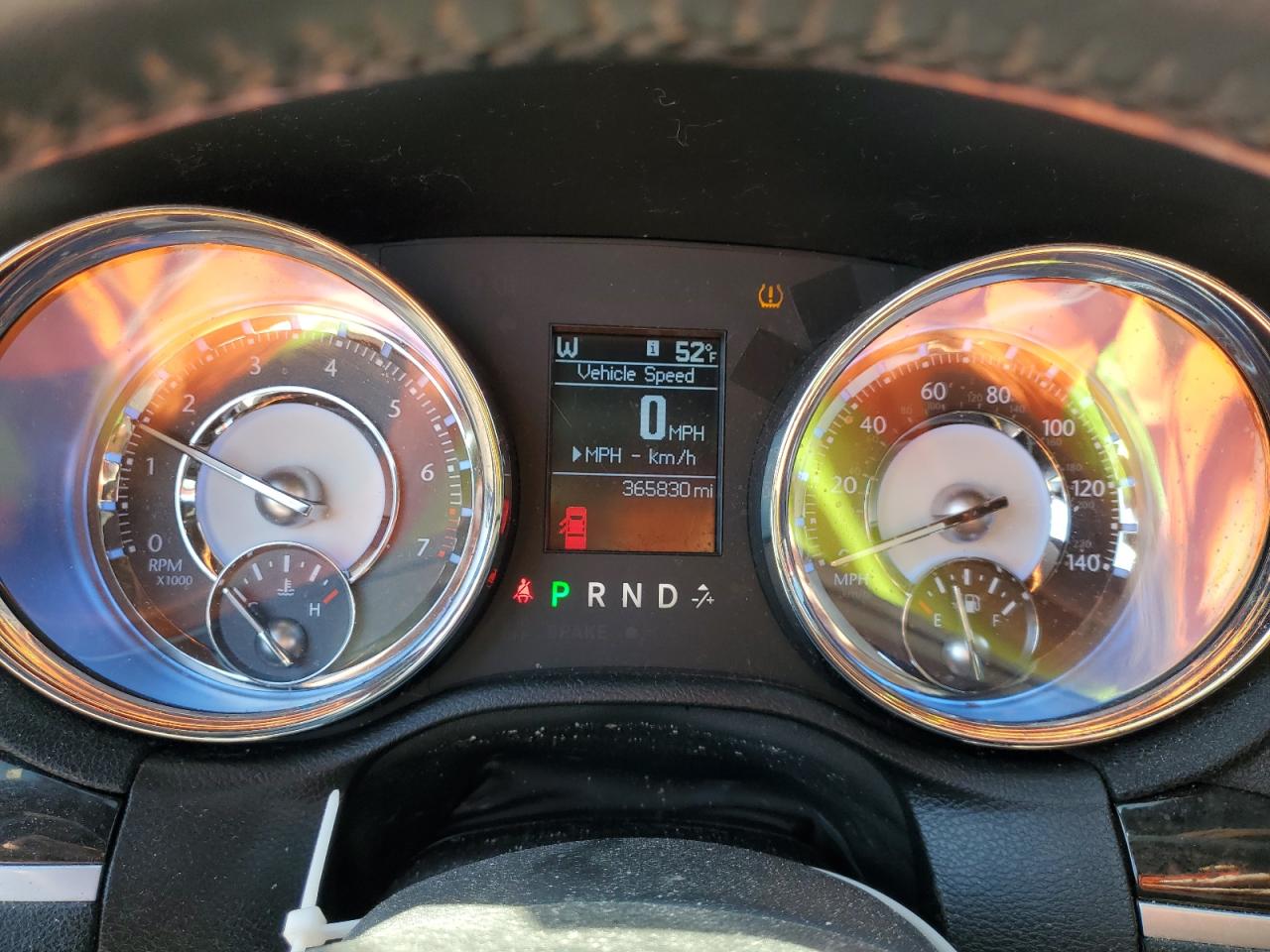 2011 Chrysler 300 - Image 9