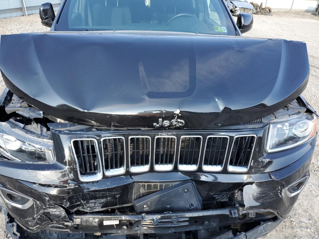2016 Jeep Grand Cherokee - Image 11