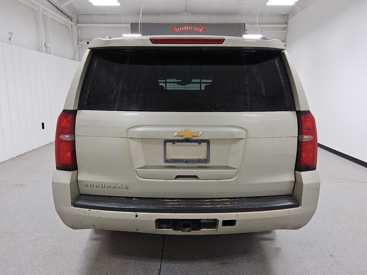 1GNSKHKC9HR114179 CHEVROLET SUBURBAN 2017