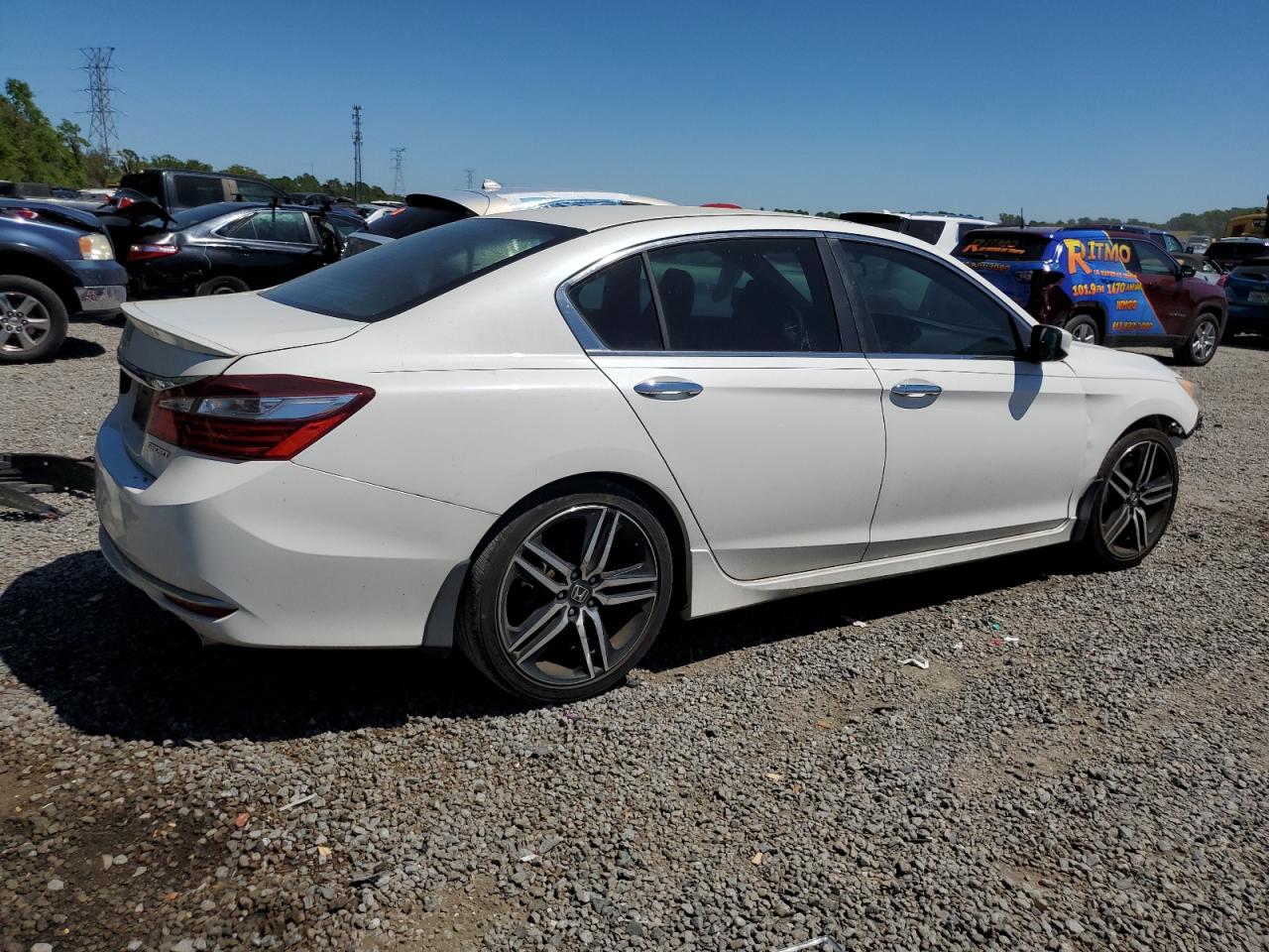 1HGCR2F53GA125176 HONDA ACCORD 2016