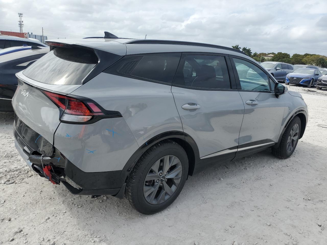 2023 Kia Sportage - Image 3