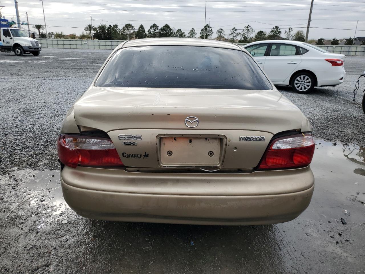 2001 Mazda 626 - Image 6