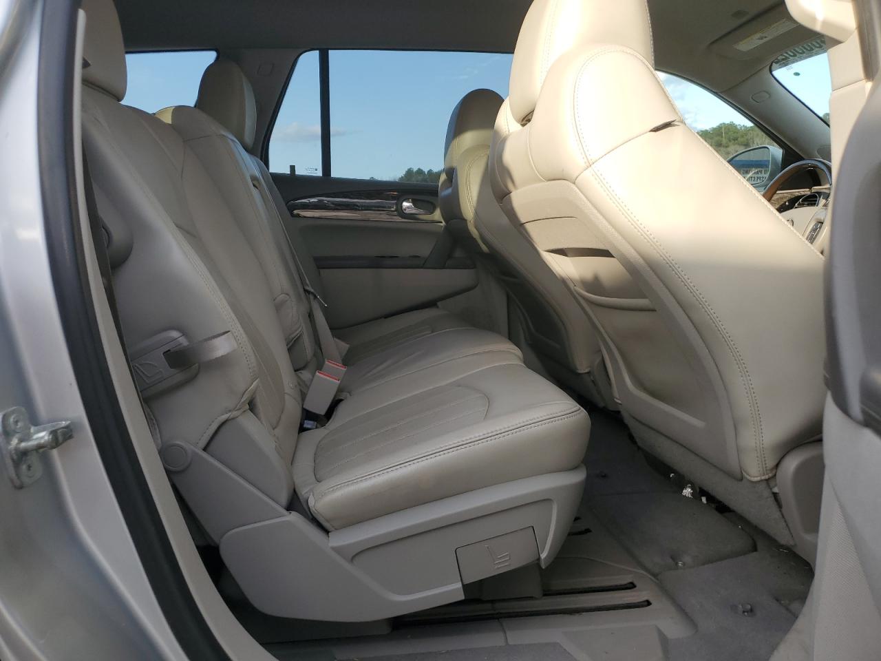 2014 Buick Enclave - Image 11