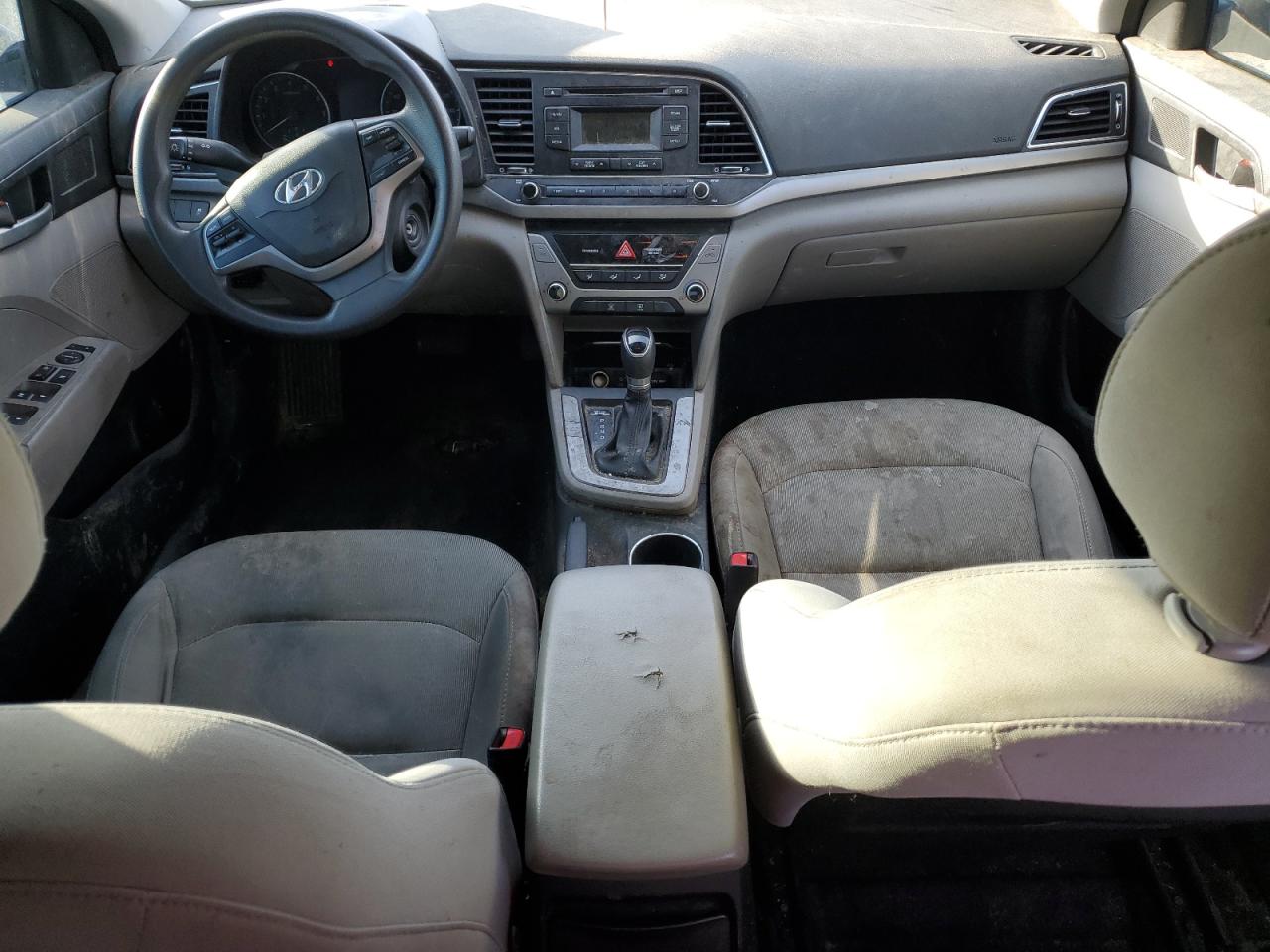 2017 Hyundai Elantra - Image 8