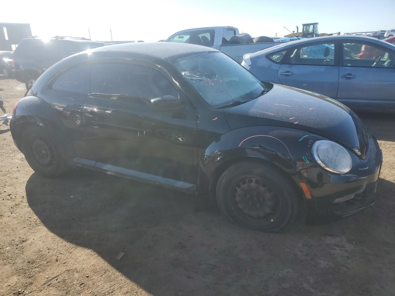 2012 Volkswagen Beetle - Image 4