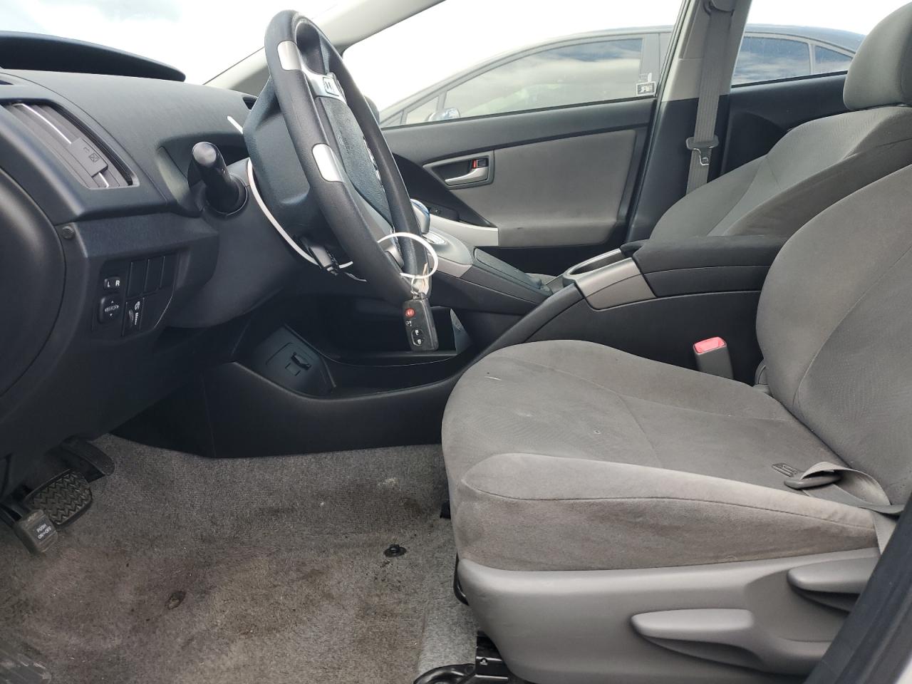 2012 Toyota Prius - Image 7