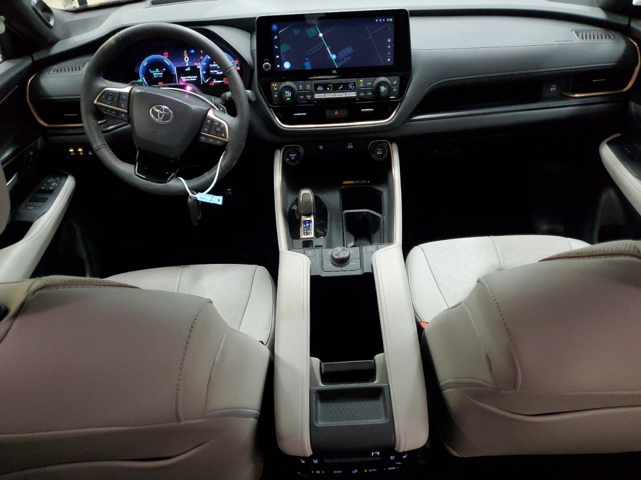 5TDADAB56RS010050 TOYOTA GRAND HIGH 2024