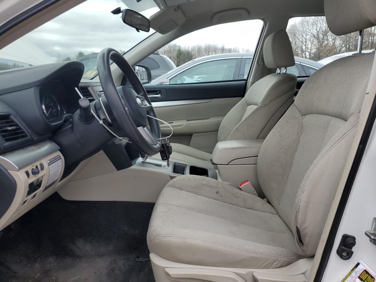 2011 Subaru Outback - Image 7