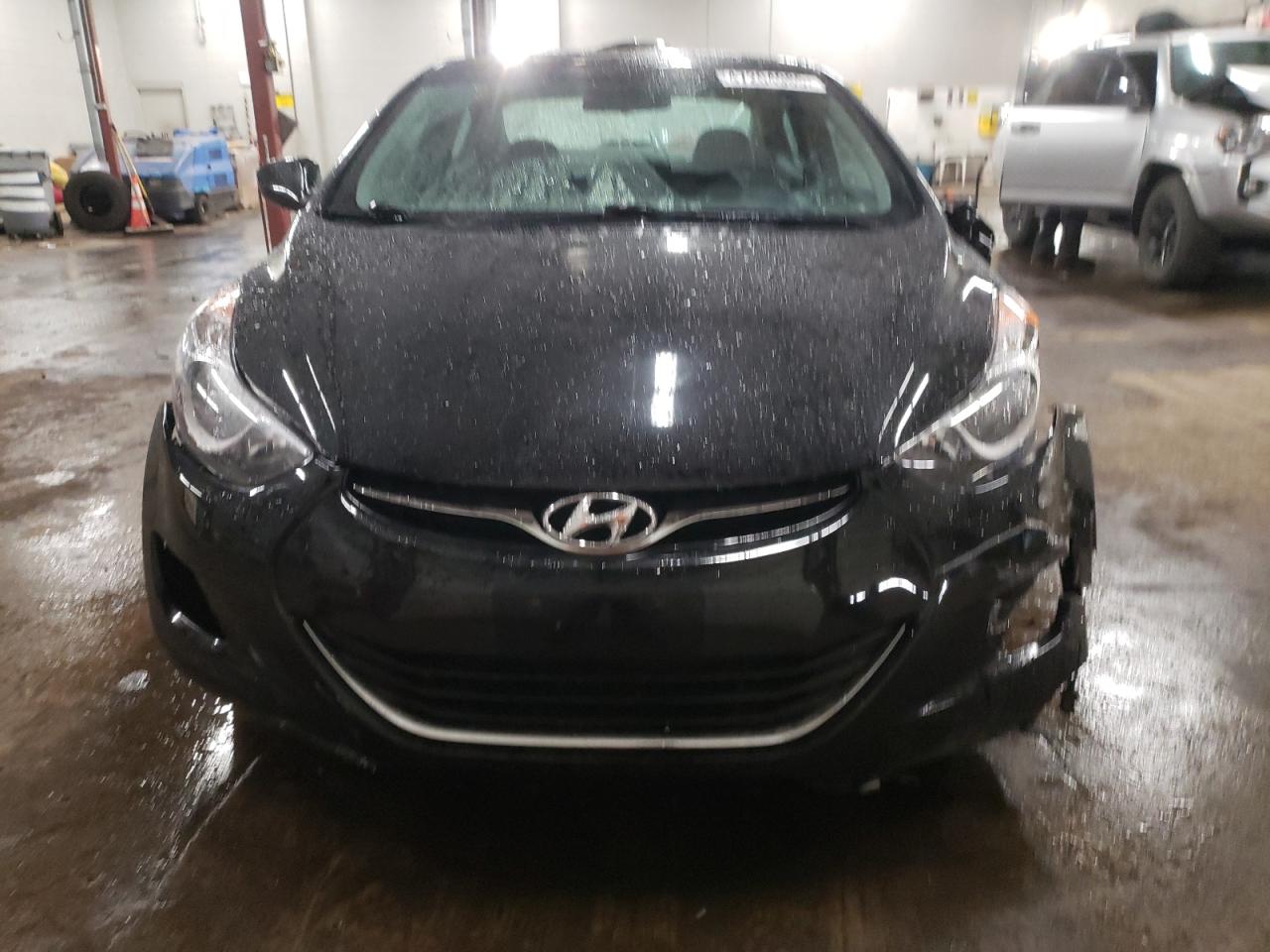 2013 Hyundai Elantra - Image 5