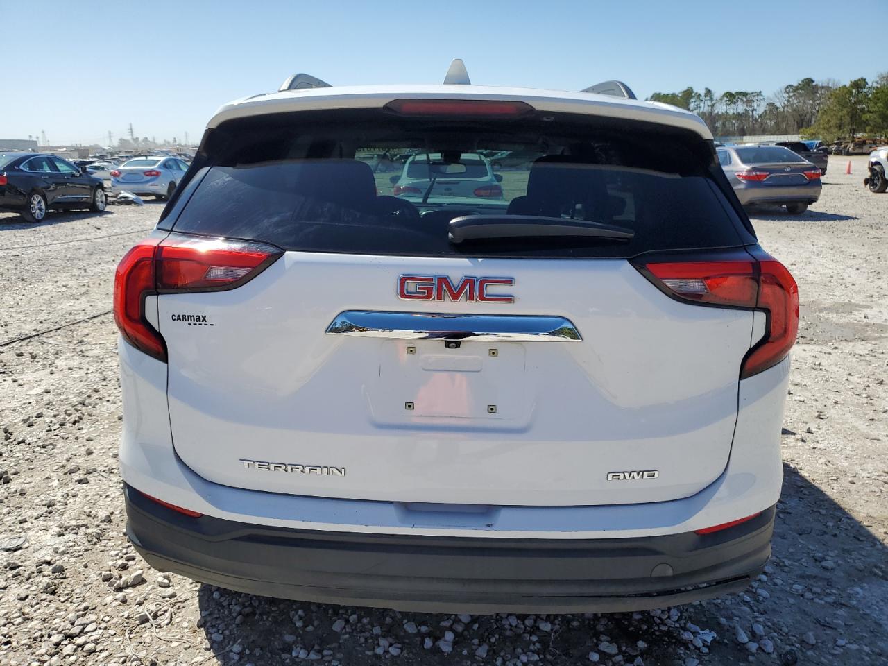2020 GMC Terrain - Image 6