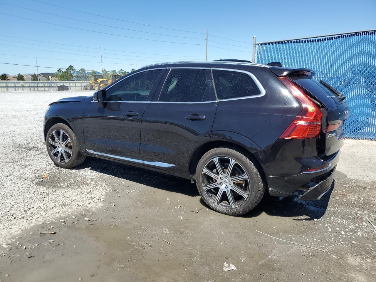 2018 Volvo XC60 - Image 2