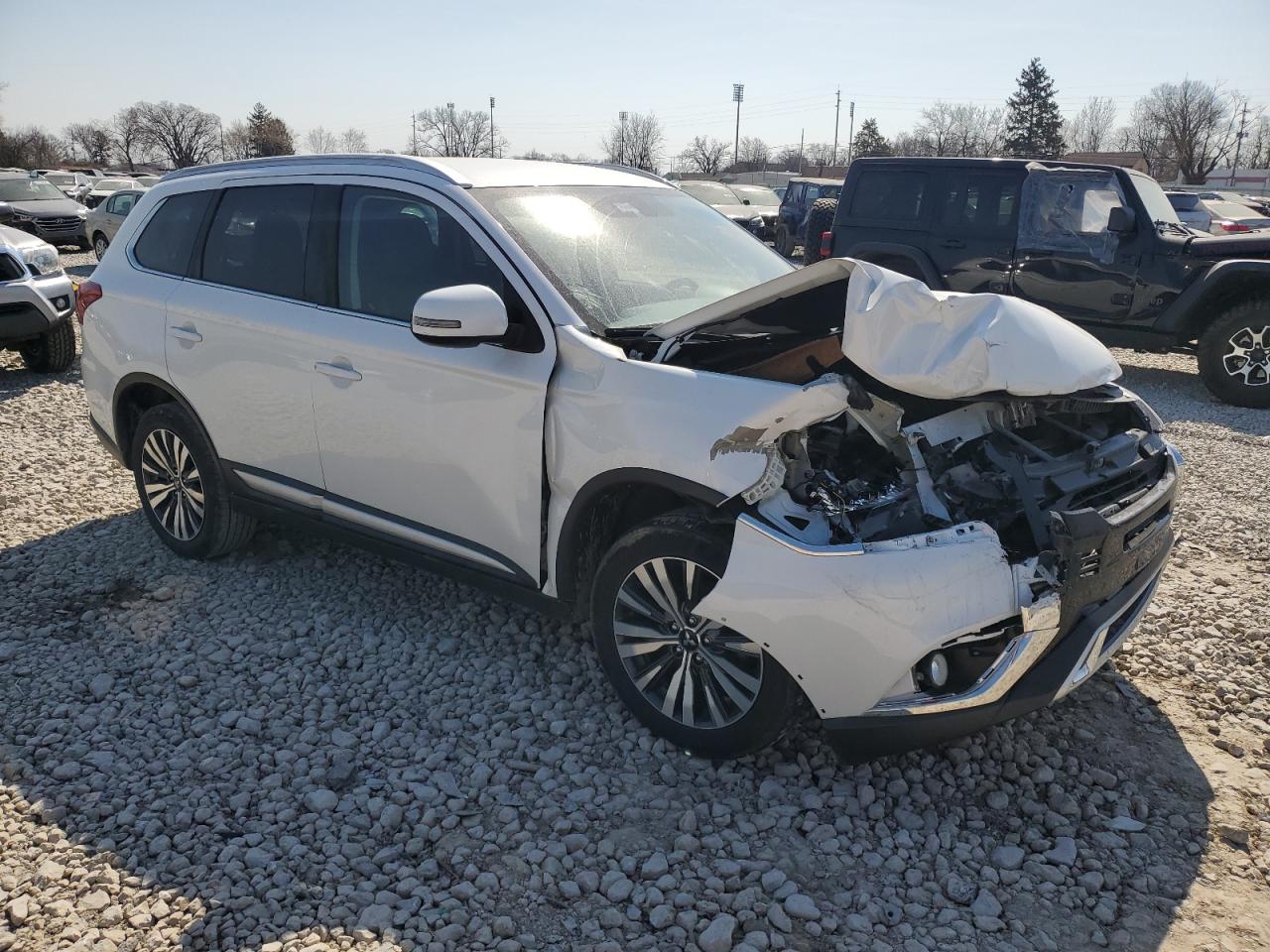 2020 Mitsubishi Outlander - Image 4