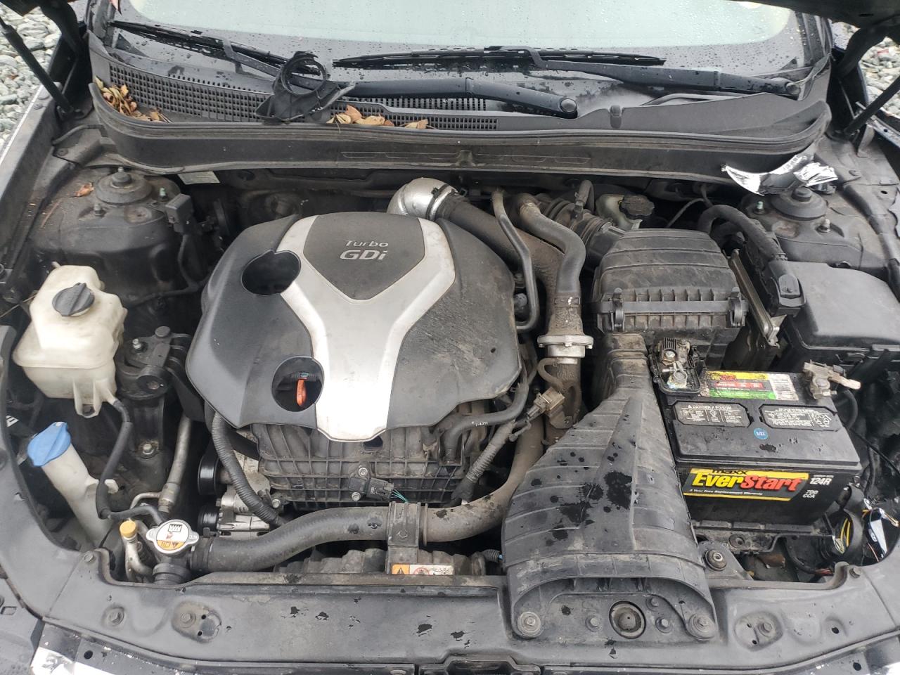 2013 Hyundai Sonata - Image 11