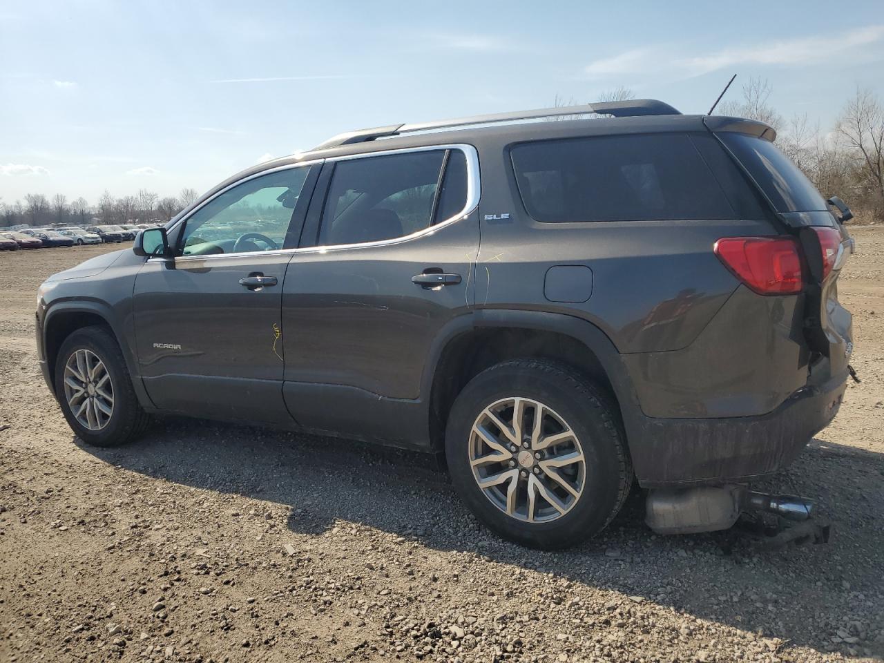 2019 GMC Acadia - Image 2
