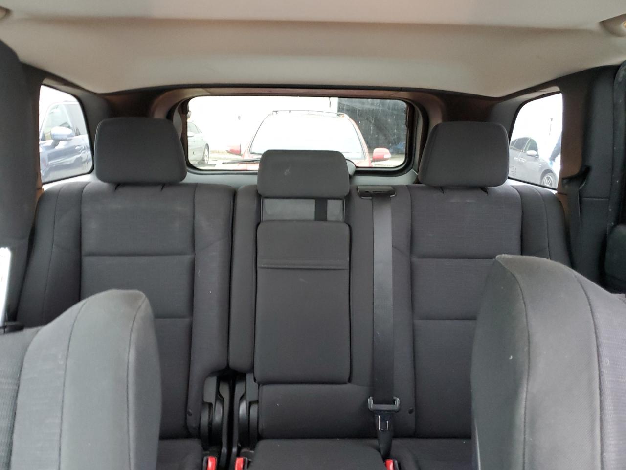 2012 Jeep Grand Cherokee - Image 10