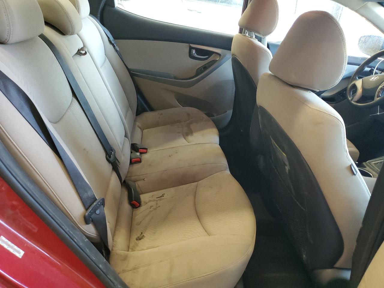 2015 Hyundai Elantra - Image 10