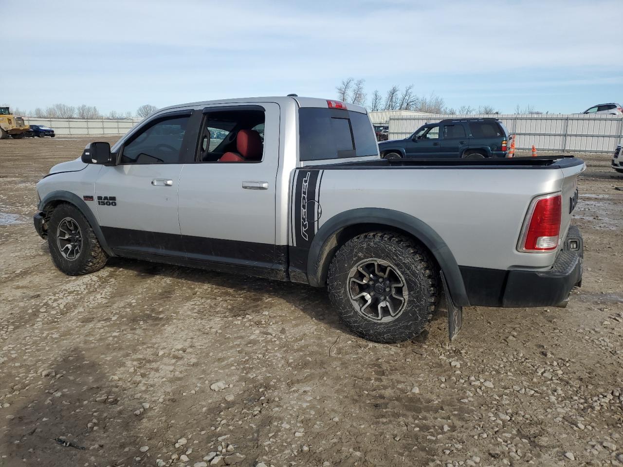 2016 RAM 1500 - Image 2